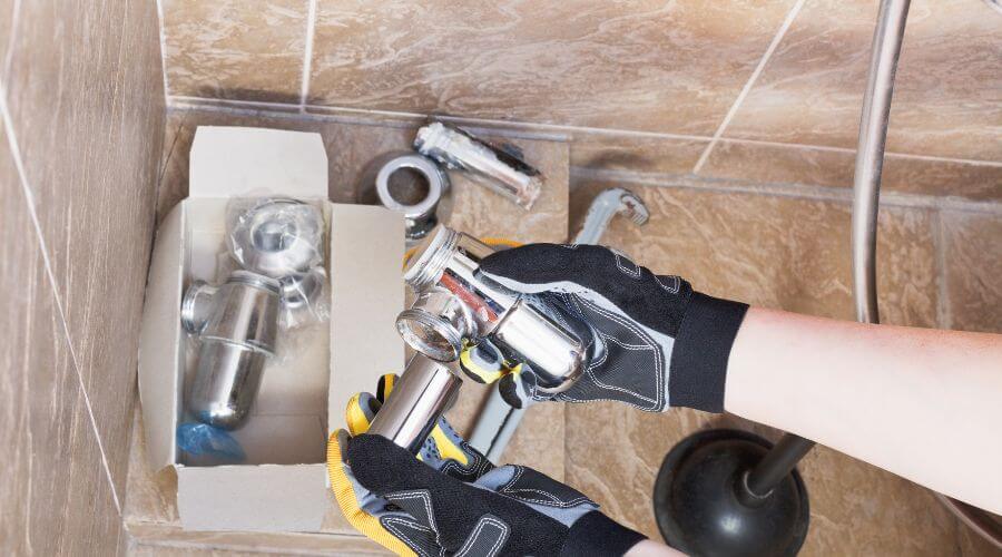 Professional gutter cleaning in Monticello, UT